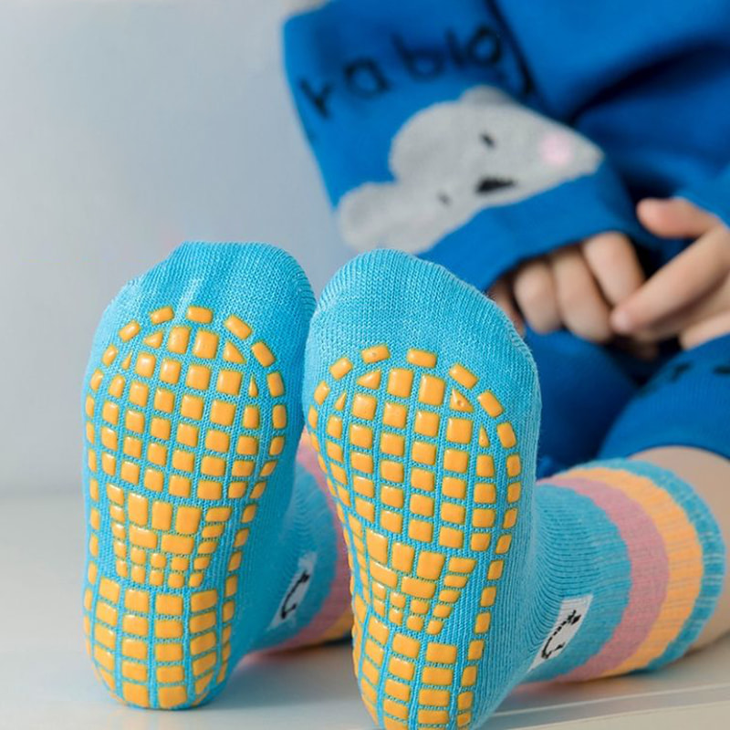 Proizvođači ne -kliznih čarapa Veleprodaja srednje cijevi trampolinske čarape, dječje igralište visokog vrhunskog obrazovanja Proizvođači ne -kliznih čarapa Veleprodaja srednje cijevi trampolinske čarape, dječje igralište visokog vrhunskog obrazovanja